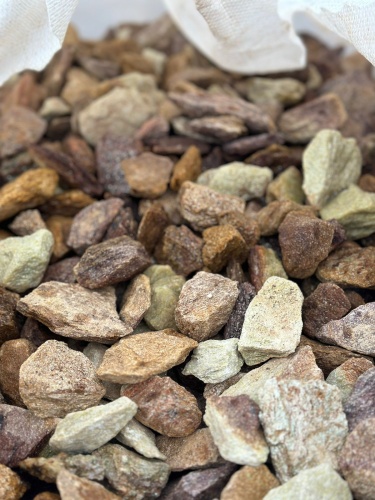 Златолит персиковый декоративная каменная крошка купить в Приморском крае