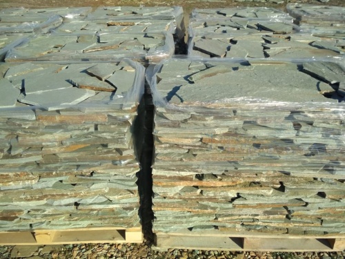 Плитняк златолит зелёный для цоколя, отмостки купить в Приморском крае