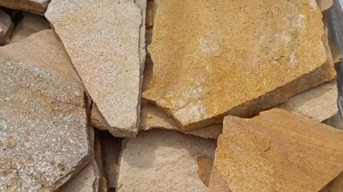 Плитняк златолит жёлтый для цоколя купить в Приморском крае