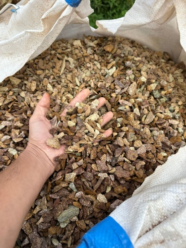 Златолит персиковый декоративная каменная крошка купить в Приморском крае