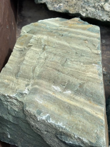 Ландшафтные глыбы зелёные 200-500 килограмм купить в Приморском крае