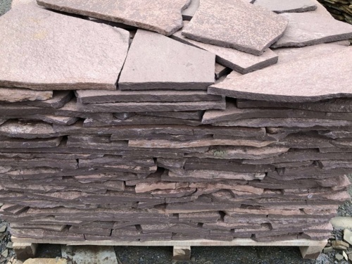 Плитняк лемезит бордовый для облицовки цоколя 20-25 мм  купить в Приморском крае