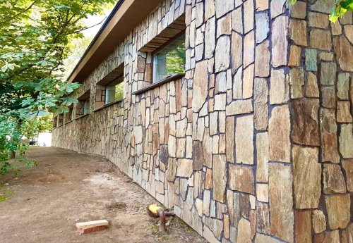 Плитняк кора дерева для цоколя, отмостки купить в Приморском крае