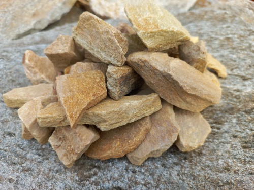 Златолит жёлтый декоративная каменная крошка купить в Приморском крае